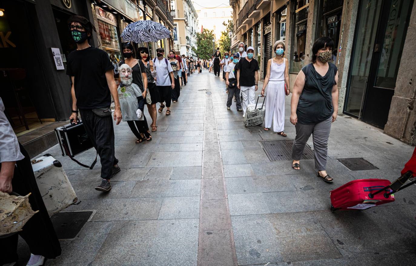 Fotos El Mundo De La Escena Se Manifiesta Por Las Calles De Granada 